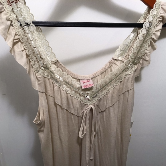 NWT Nude tank - Picture 2 of 5